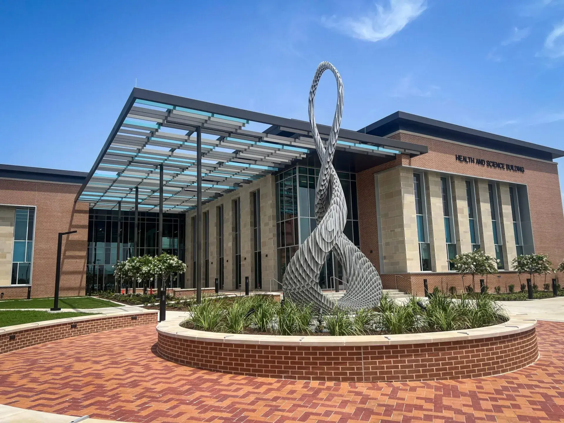 LSC_health_and_science_building